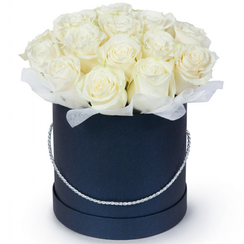Фото товара 21 белая роза в шляпной коробке в Мелитополе